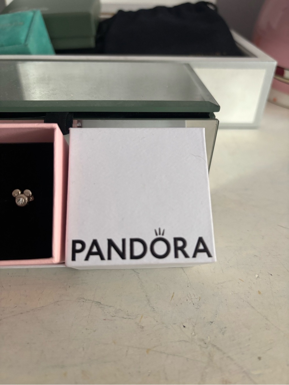 Disney Pandora Mickey Mouse head silhouette stud earrings - Picture 5 of 5